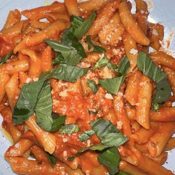 Campana - Penne alla vodka - Italian Near Me - Portland, Oregon Campana - Penne alla vodka - Italian Near Me - Portland, Oregon