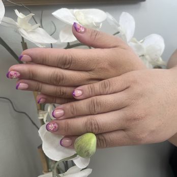 City Nail Salon - Nail Salons Near Me - Springfield, Illinois