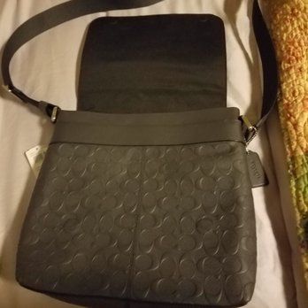 Coach - Beautiful, just the right size, nice color and somewhat unique - Outlet Stores Near Me - National Harbor, Maryland