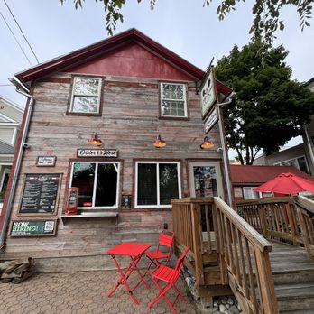 SV Pizzeria - Order out front or inside to be seated out back - Pizza Near Me - Clinton, New Jersey
