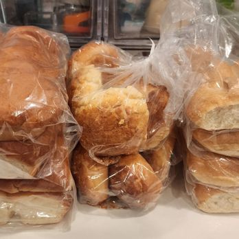 Delizioso Bakery - For Thanksgiving, we had the parkerhouse, sour dough, and dutch crunch. - Bakeries Near Me - San Pedro, California Delizioso Bakery - For Thanksgiving, we had the parkerhouse, sour dough, and dutch crunch. - Bakeries Near Me - San Pedro, California