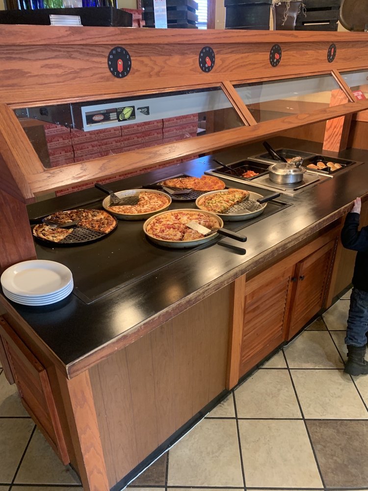 PIZZA HUT Updated September 2024 19 Reviews 15 Lowes Dr, Tilton