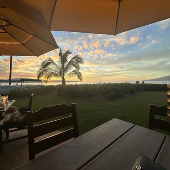 Castaway Cafe - American Near Me - Lahaina, Hawaii