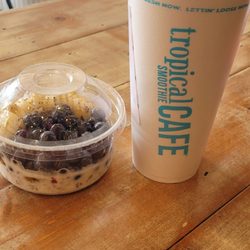 Tropical Smoothie Cafe - Smoothie day