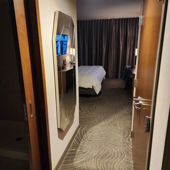 The Westin Jackson - Closet door to the right - Hotels Near Me - Jackson, Mississippi