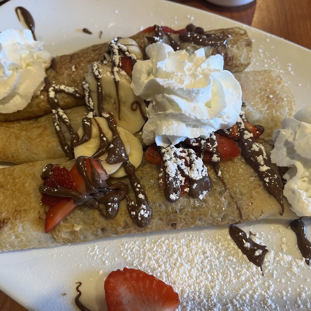 Broken Yolk Cafe - Breakfast & Brunch Near Me - Mesa, Arizona Broken Yolk Cafe - Breakfast & Brunch Near Me - Mesa, Arizona
