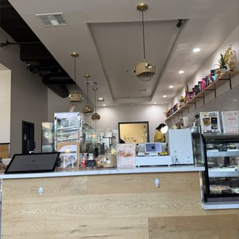Bumble Tea and Cafe - Inside - Cafes Near Me - Bakersfield, California