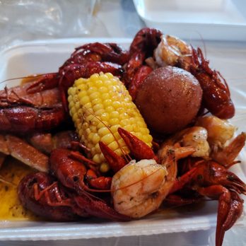 LA Crawfish - Crab boil - Vietnamese Near Me - Houston, Texas
