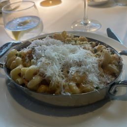 Lobster Cast Iron Mac and Cheese Lobster Cast Iron Mac and Cheese