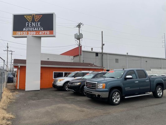 FENIX AUTOSALES - Updated April 2025 - 932 S 7th St, Kansas City