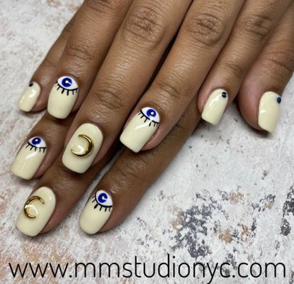 M&M studio nyc Nails and Eyelashes by null