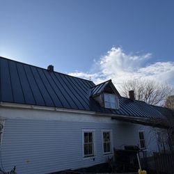 The Pioneer Roofing Company - 24 gauge - Mechanical Standing Seam - Matte Black - Jackson, ME