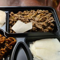 So Poong Kimbap - Ssam Bap, beef bulgogi, kimchee and pickled radish, very tasty.