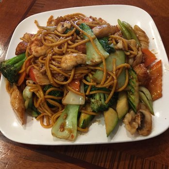 Pho Mai Tai - Seafood lo mein - Vietnamese Near Me - Houston, Texas Pho Mai Tai - Seafood lo mein - Vietnamese Near Me - Houston, Texas