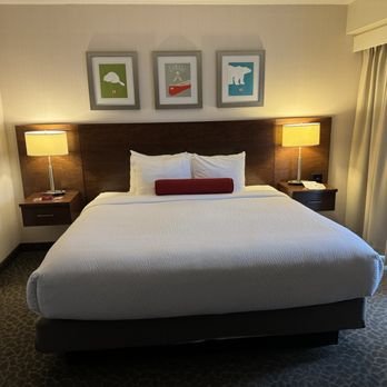 The Crimson - Hotels Near Me - Jasper, Alberta