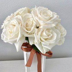 G & J Flower SA