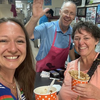 The Magic Cow - Absolute BEST quality customer service of my life. - Ice Cream & Frozen Yogurt Near Me - Davie, Florida