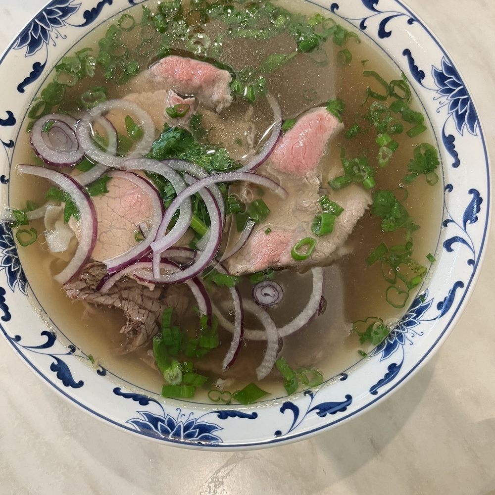 Pho Saigon - Vietnamese Near Me - Houston, Texas