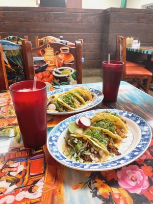 Tacos El Nevado by null
