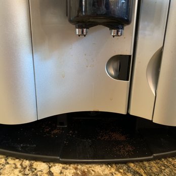 Los Angeles Lety's Maid - Didn't bother to wipe down appliances - Home Cleaning Near Me Los Angeles Lety's Maid - Didn't bother to wipe down appliances - Home Cleaning Near Me