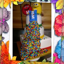 Becky's Sugar Shack Bakery and Cafe - Custom Cakes