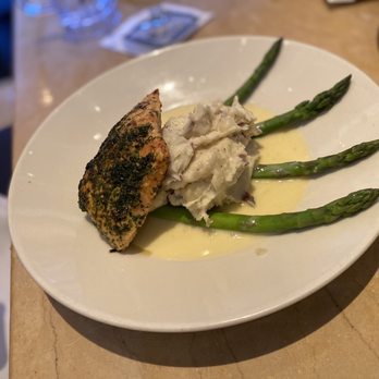 The Cheesecake Factory - Desserts Near Me - Austin, Texas