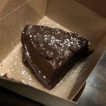 Veneto Pizza & Pasta - Chocolate cake - Italian Near Me - Rochester, New York Veneto Pizza & Pasta - Chocolate cake - Italian Near Me - Rochester, New York