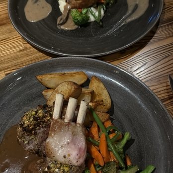 La Fontaine - French Near Me - Walnut Creek, California