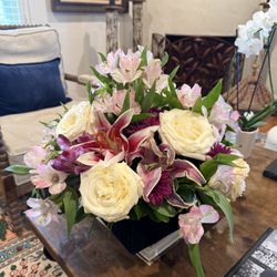 The Gift Box Flower Shoppe - Birthday flowers.
