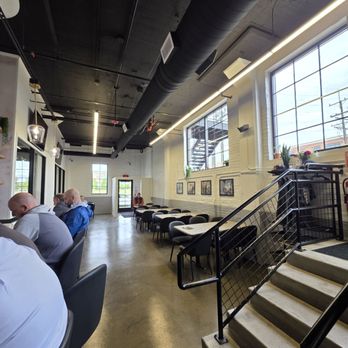 Foreign Exchange Brewing - Seating area - Brewpubs Near Me - Aurora, Illinois