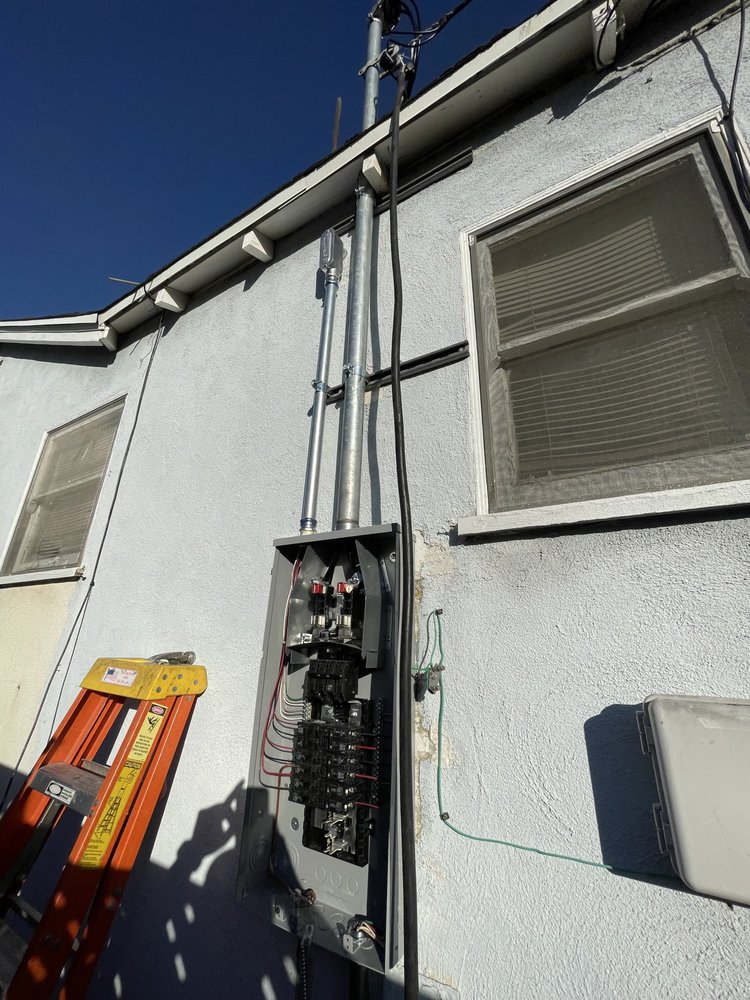 Slide of Power Pro Electric & Solar