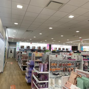 Ulta Beauty - Hair Salons Near Me - Sugar Land, Texas