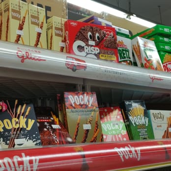 Sakura Ya - And yet even more snacks! - Grocery Near Me - Forest Hills, New York