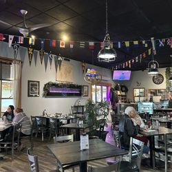 The Anchor Point Bistro - Sitting area