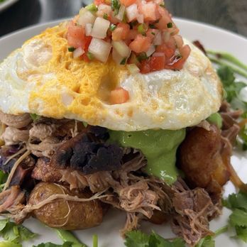 Over Easy - Kalua pig hash - Breakfast & Brunch Near Me - Kailua, Hawaii Over Easy - Kalua pig hash - Breakfast & Brunch Near Me - Kailua, Hawaii