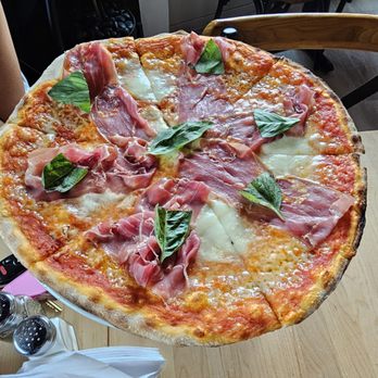 MISTER O1 EXTRAORDINARY PIZZA - Updated August 2024 - 257 Photos & 180