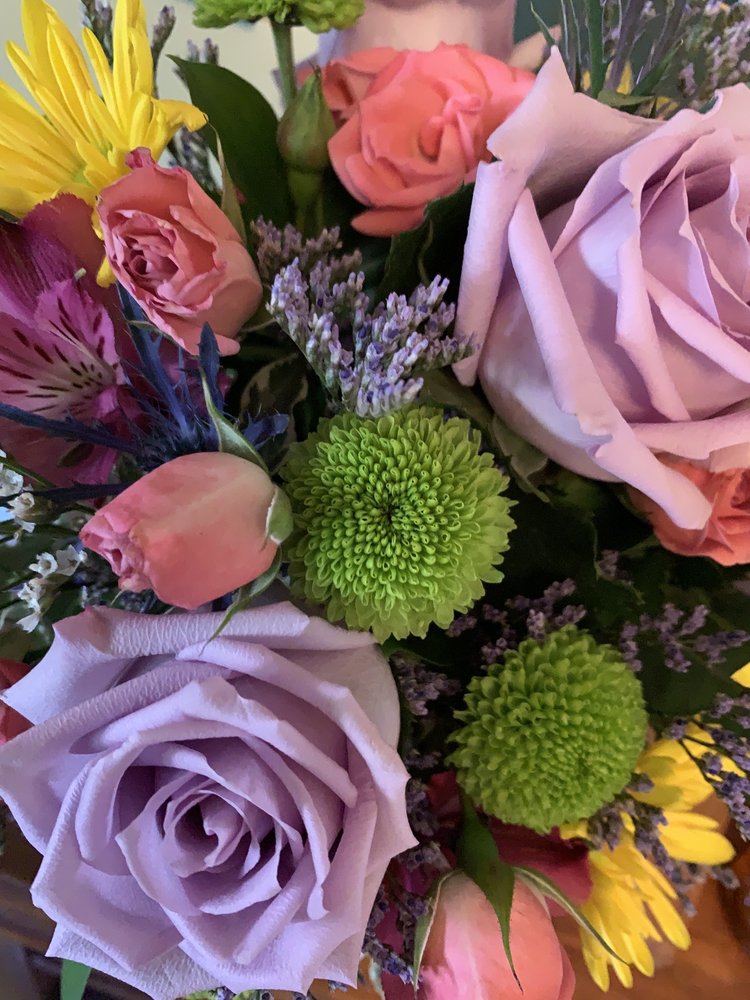 CANADIANA FLOWERS 3087 Kingston Road, Scarborough, Ontario Florists