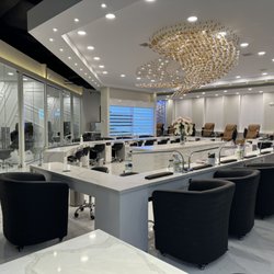 Pure Harmony Nails & Spa - Pure Harmony Nails & Spa Manicure Area