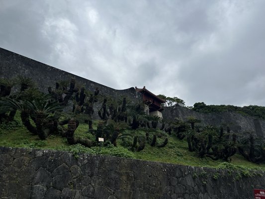 Shuri Castle by null