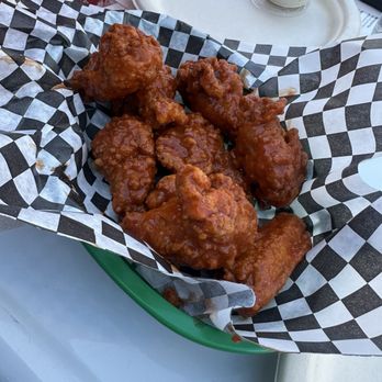 The Bear Trap - Buffalo wings - Beer Bar Near Me - Big Bear Lake, California