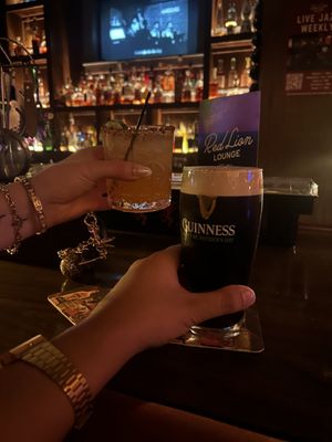 Red Lion Lounge by null