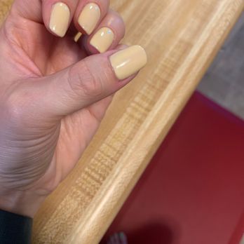 Pink Toes - Very streaky polish! - Nail Salons Near Me - Sunnyside, New York Pink Toes - Very streaky polish! - Nail Salons Near Me - Sunnyside, New York
