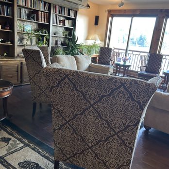 Waters Edge Inn & Conference Center - Resorts Near Me - Old Forge, New York