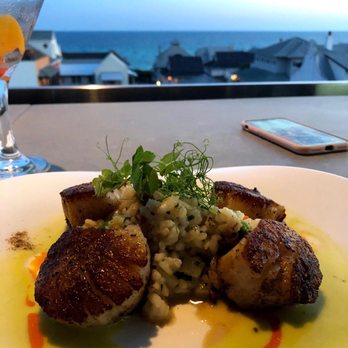 Pescado - Scallops on risotto - American Near Me - Rosemary Beach, Florida Pescado - Scallops on risotto - American Near Me - Rosemary Beach, Florida