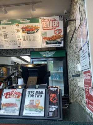 Wingstop by null