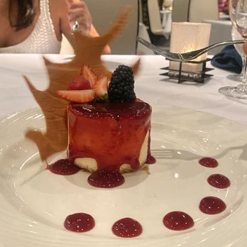 Nineteen 86 Steakhouse - Double dessert créeme brûlée - Steakhouses Near Me - Glendale, Arizona