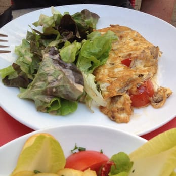 La Chope Daguerre - Omelet. - Brasseries Near Me - Paris, 75 La Chope Daguerre - Omelet. - Brasseries Near Me - Paris, 75
