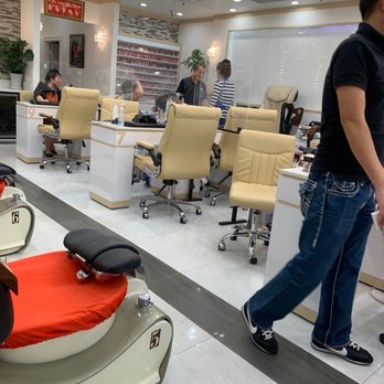 Nails Nails Nails - Inside - Nail Salons Near Me - Whittier, California