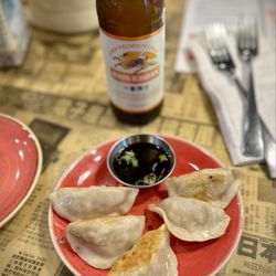 Hawkers Asian Street Food - Yiyi's Chicken Dumplings