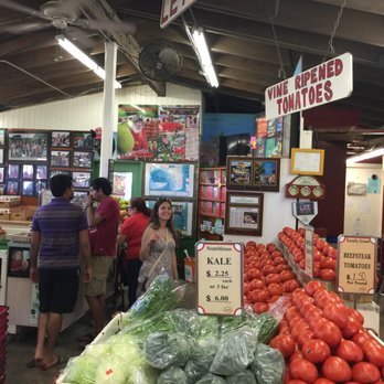 Robert Is Here - First time I went 2017... it hasn't changed much - Fruits & Veggies Near Me - Homestead, Florida